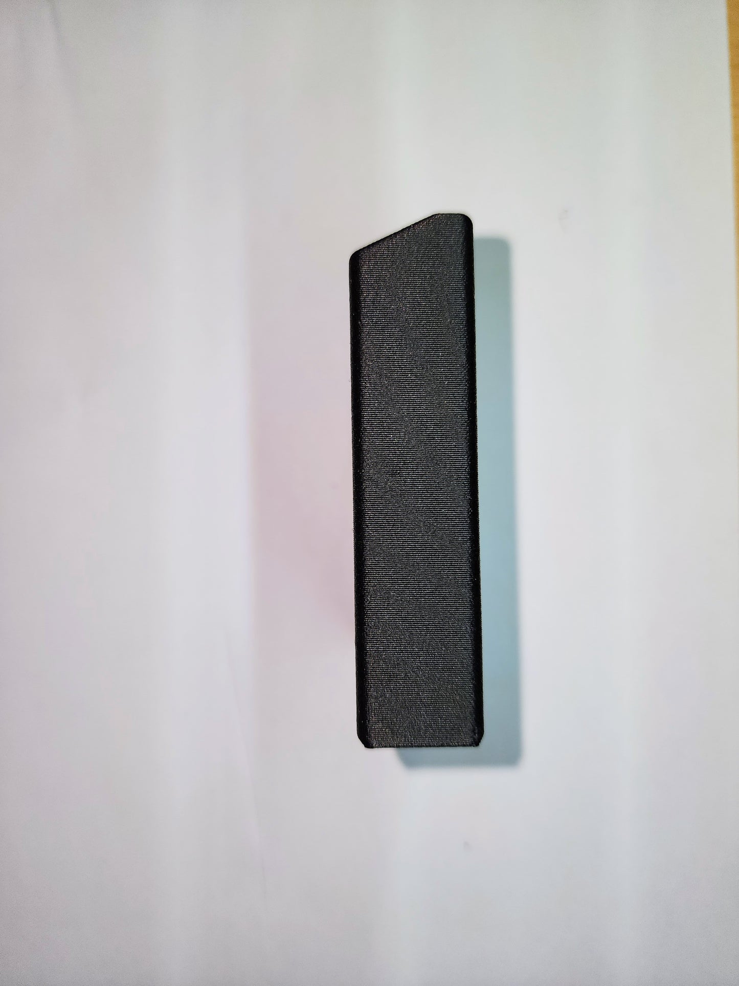 3D Printed Dewalt Battery Wall Mount Holder (Small - Flat)