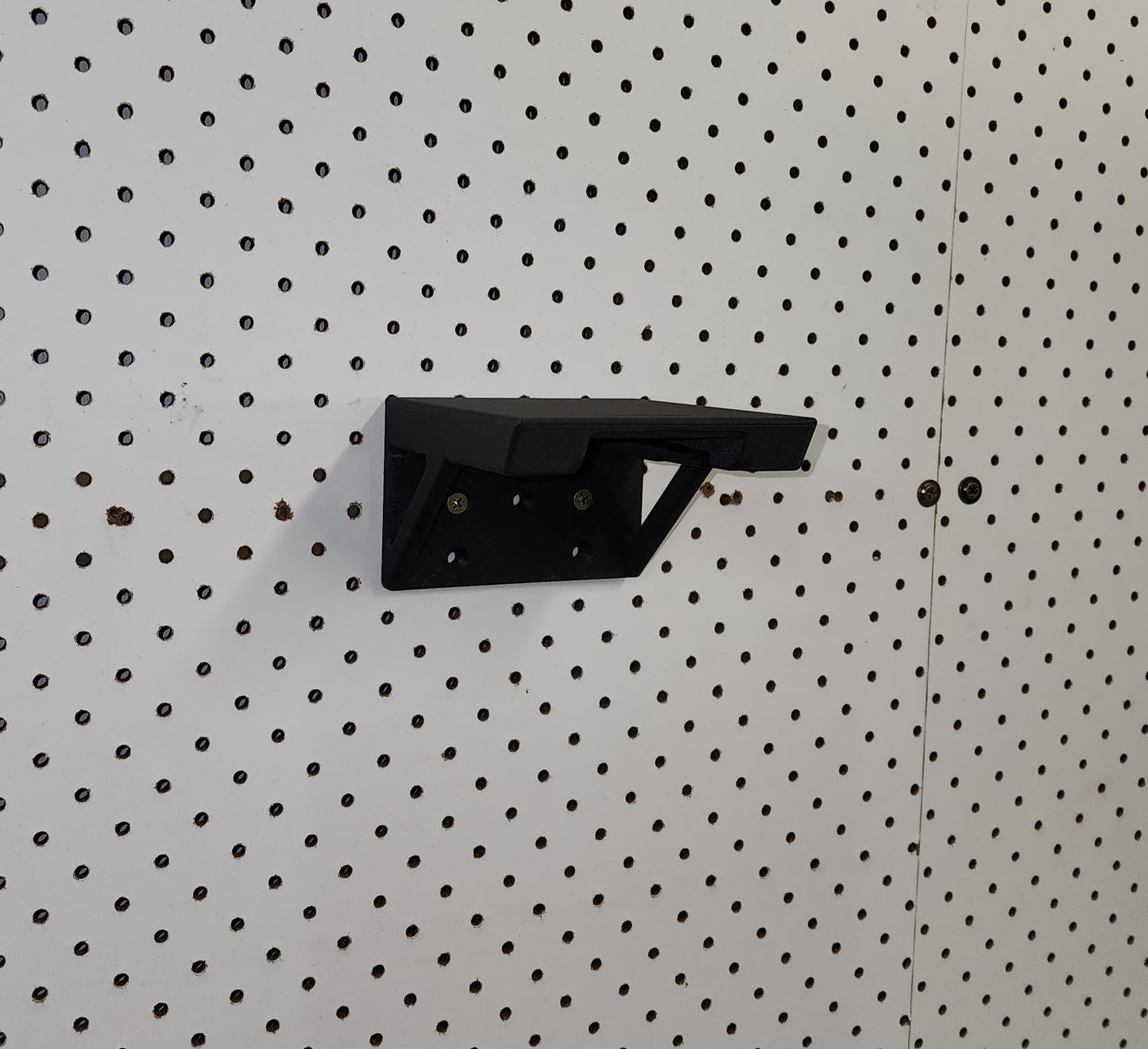 3D Printed Dewalt Battery Wall Mount Holder (Large - Flat)